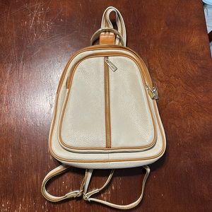 Valentina leather taupe made in Italy leather center zip backpack